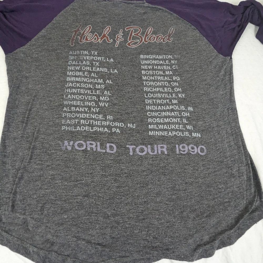 POISON Flesh & Blood 1990 Tour Repro Concert Tee Snake and Skull Graphics Medium